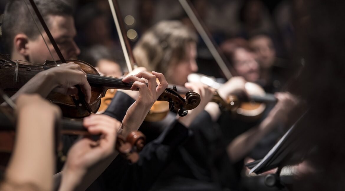 Descubra quais são os principais benefícios de estudar música